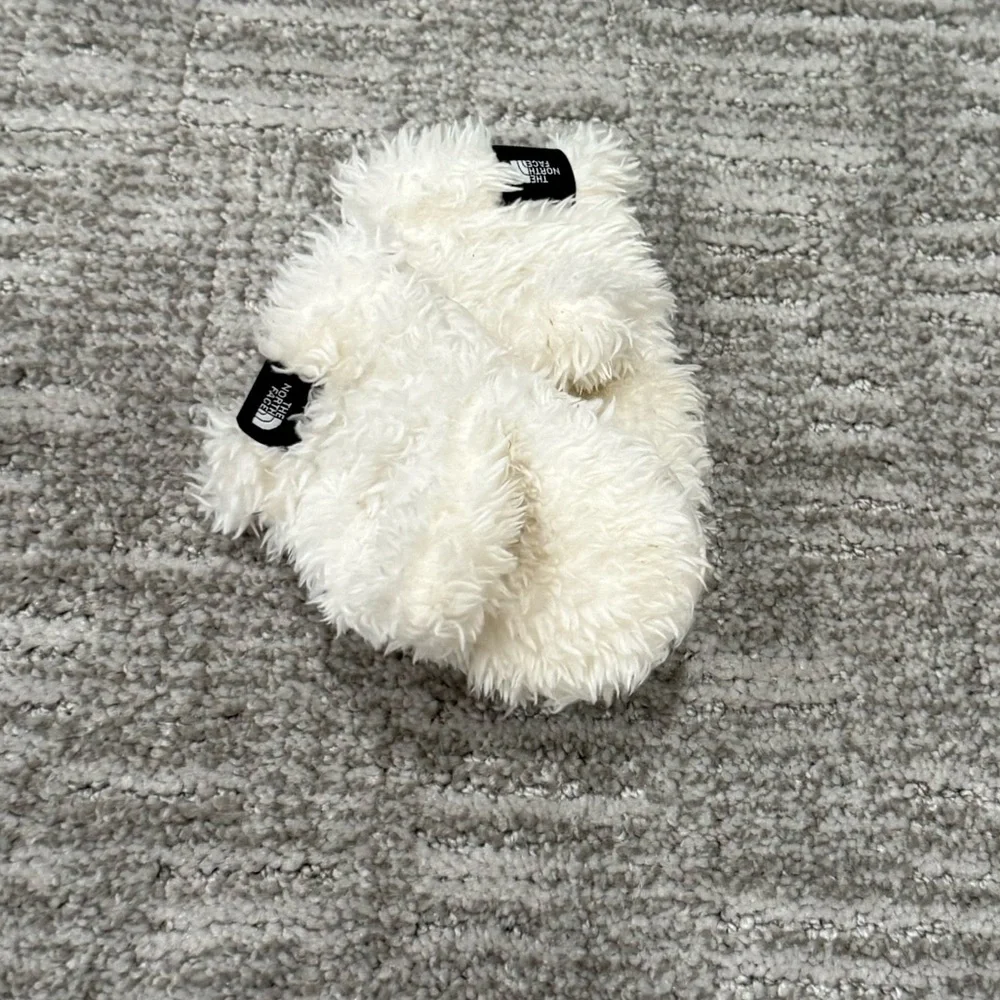 The North Face Cream Baby Mittens
